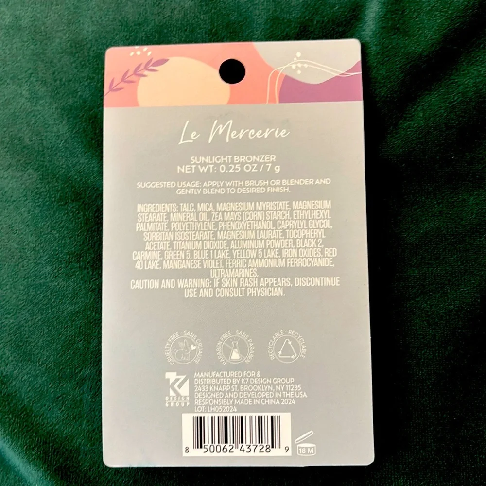 Le Mercerie Sunlight Bronzer #116 Enhance Your Skin Tone